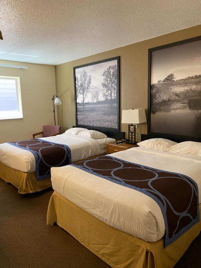 Super 8 By Wyndham Ogallala Exterior photo